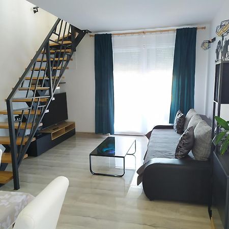 Apartmani Mira 닌 외부 사진