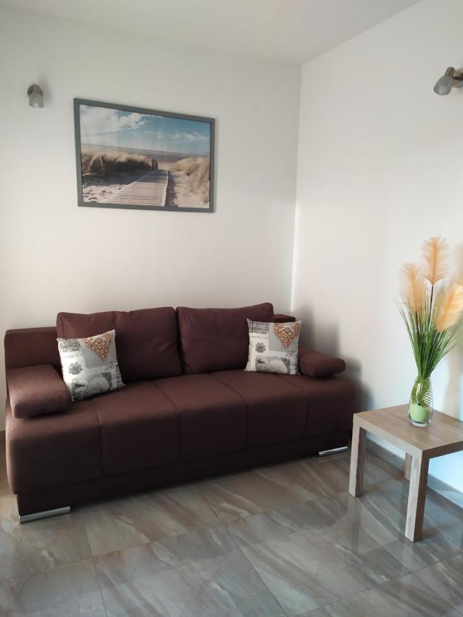 Apartmani Mira 닌 외부 사진