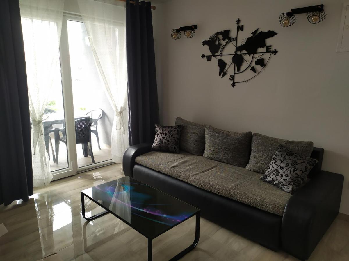 Apartmani Mira 닌 외부 사진