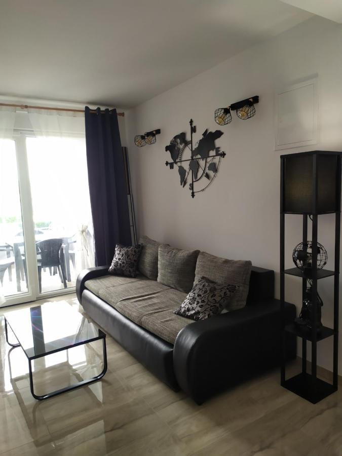 Apartmani Mira 닌 외부 사진