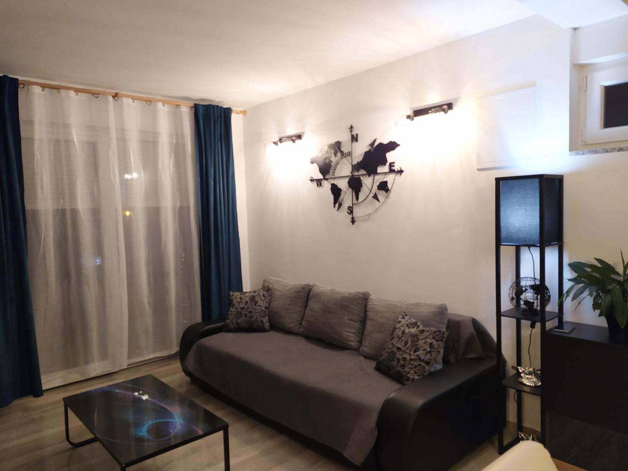 Apartmani Mira 닌 외부 사진